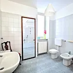 The Sunset 1 By Design Appartement Bellano