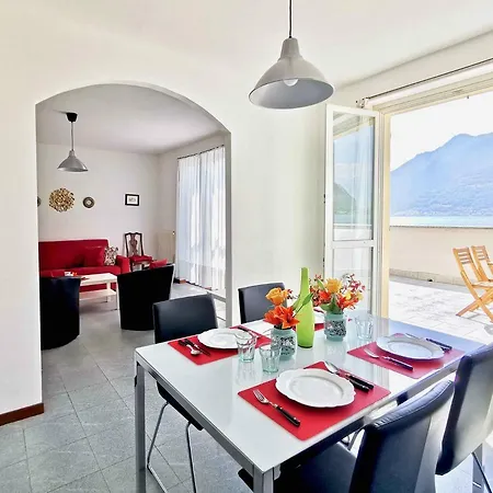 The Sunset 1 By Design Apartment *