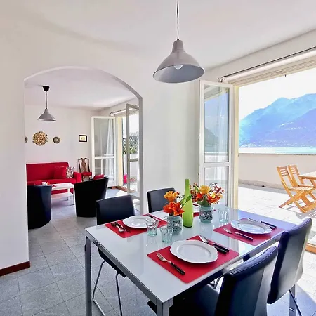 The Sunset 1 By Design Apartment Bellano